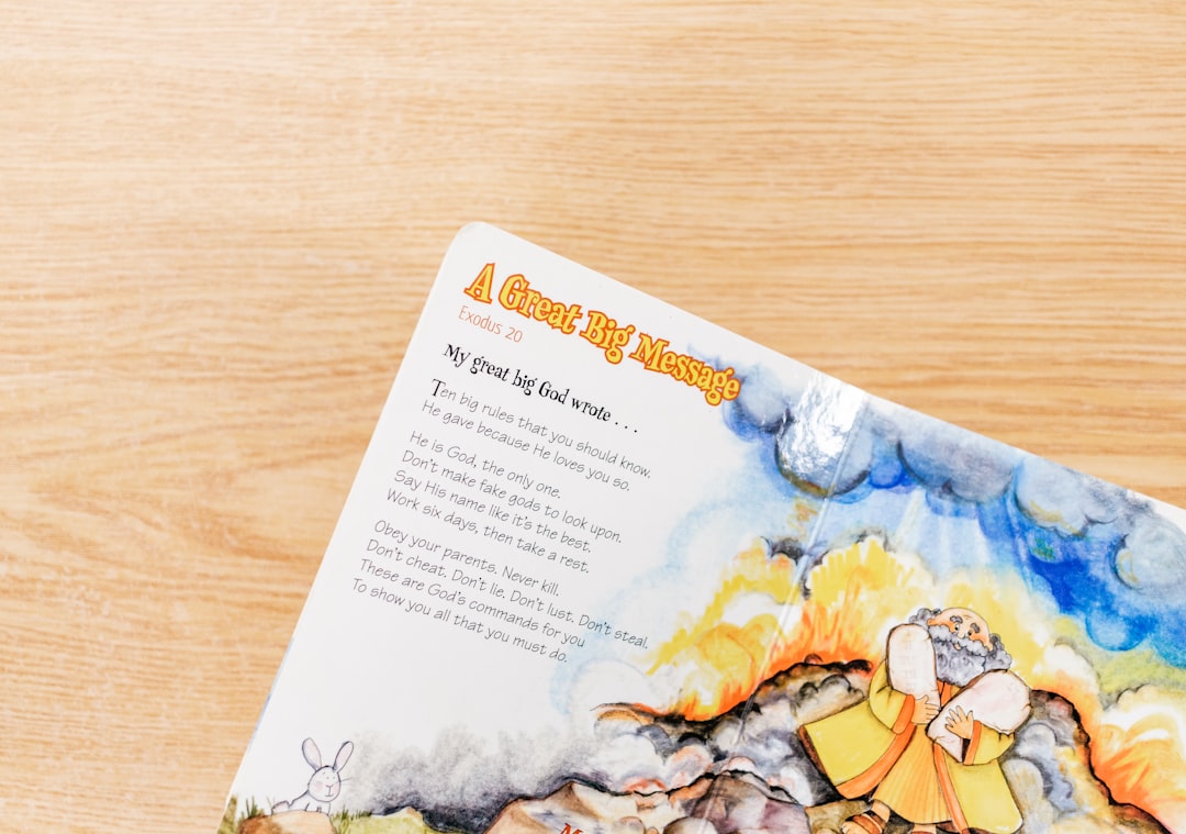 a-childrens-book-about-the-story-of-jesus-v0uq8tiu0j4